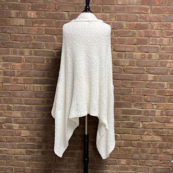 Cream Sherpa Cape One Size - Picture 4 of 6